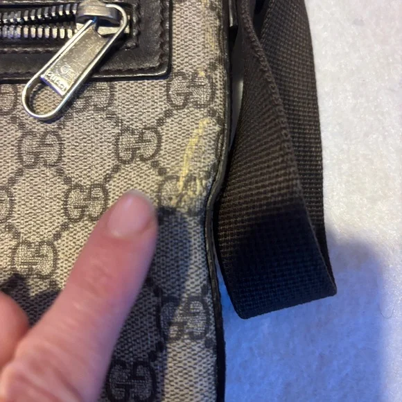 Gucci Beige and Brown GG Pattern Messenger Bag - Picture 8 of 17